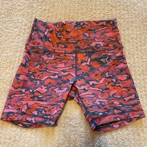 Lululemon wunder train short size 8